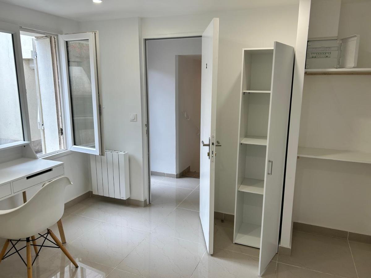 Chambre 14M2 Massy  Exterior photo