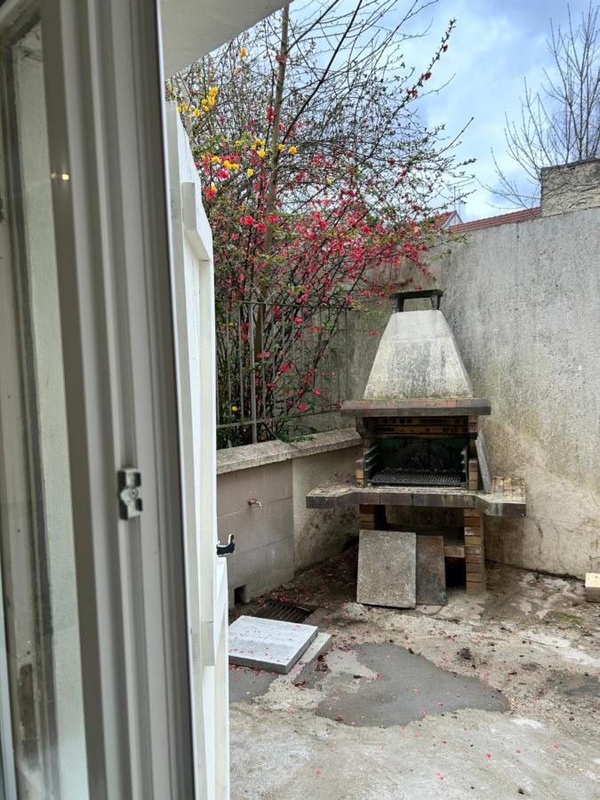 Chambre 14M2 Massy  Exterior photo