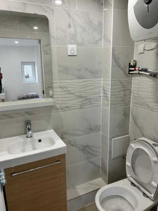 Chambre 14M2 Massy  Exterior photo