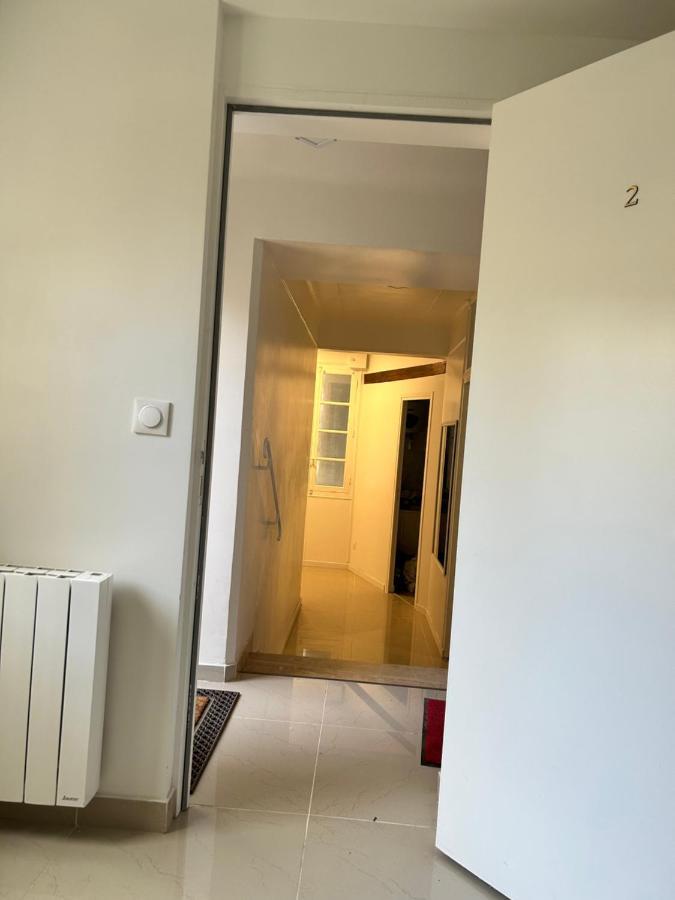 Chambre 14M2 Massy  Exterior photo