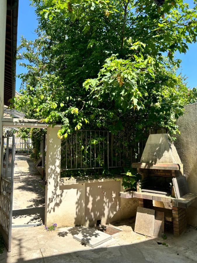 Chambre 14M2 Massy  Exterior photo